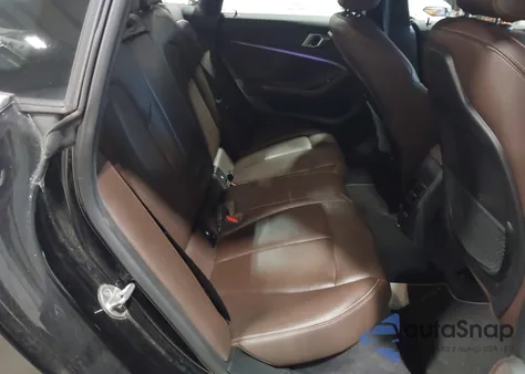 2021 BMW 228I Gran Coupe xDrive z USA, uszkodzony, nr VIN WBA73AK01M7G37453